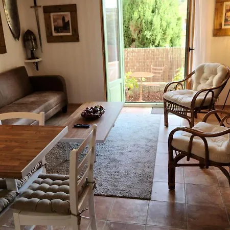 Appartamento T2 Au Calme, Patio Et Parking Privé - à Deux Pas Des Plages Et Du Centre *