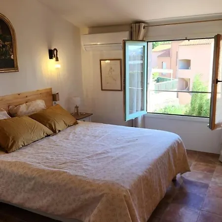 T2 Au Calme, Patio Et Parking Privé - à Deux Pas Des Plages Et Du Centre * Collioure